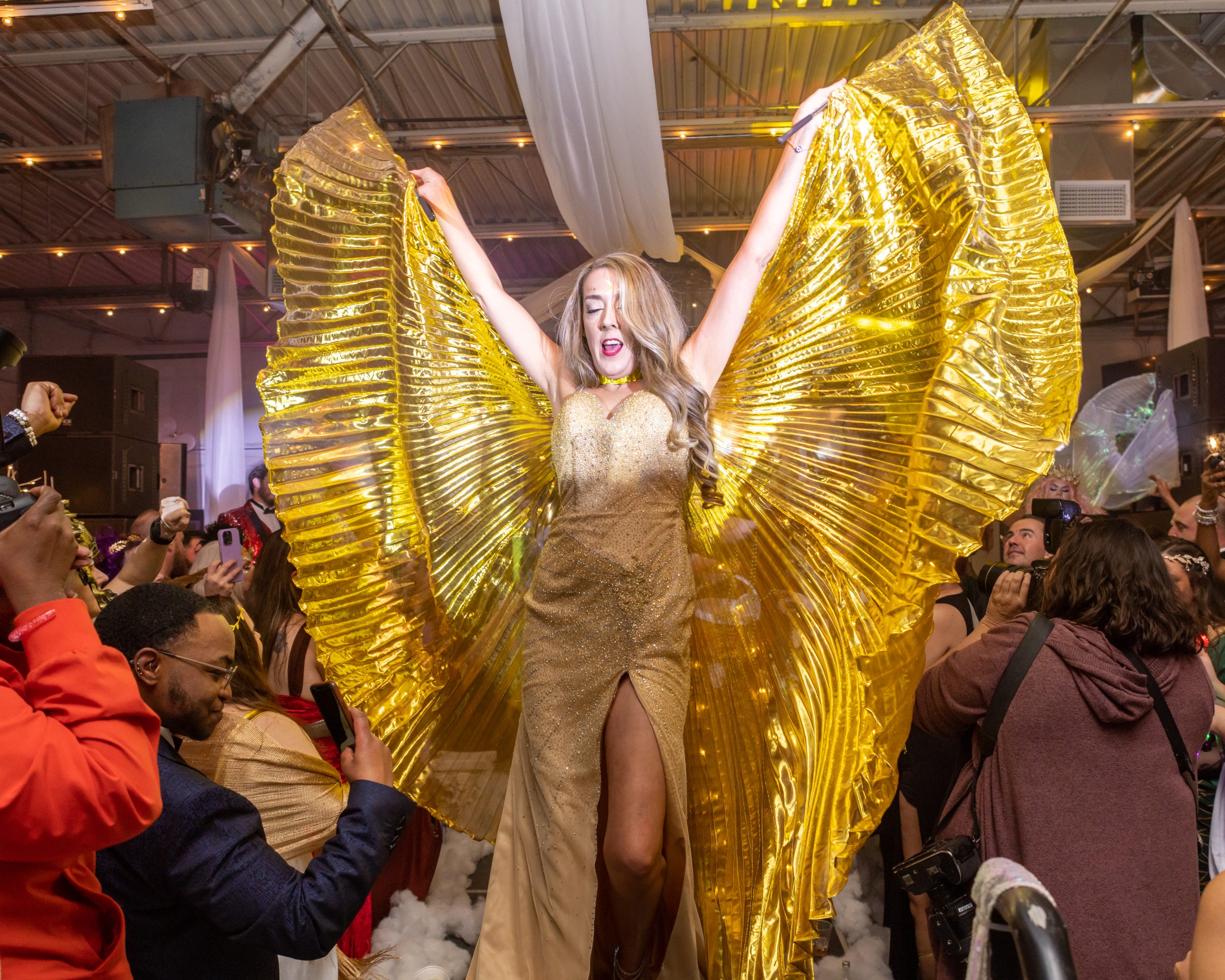 Sydni Smith at Krewe of Highland Grand Bal 2023